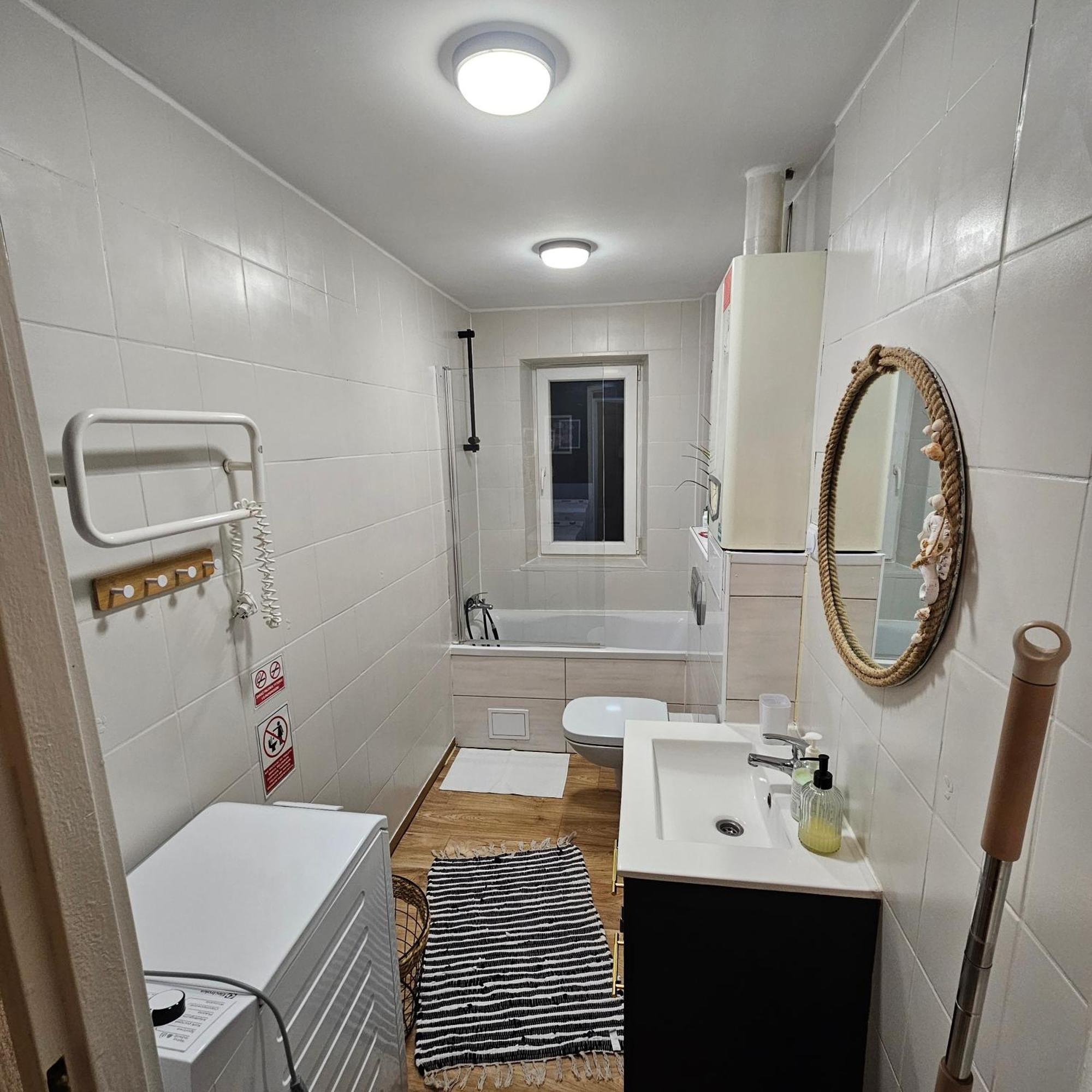 Apartament "Przy Jeziorku" Kętrzyn Eksteriør billede